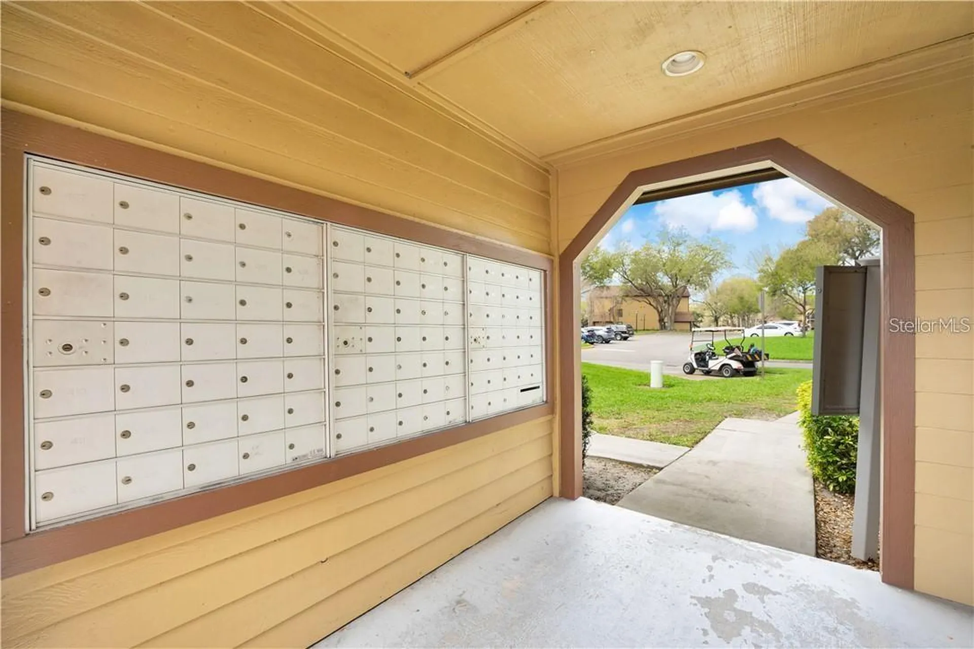 345 Forestway Circle Altamonte Springs FL 32701
