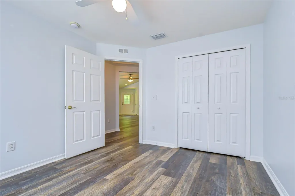 6010 Skylarkcrest Drive Lithia FL 33547