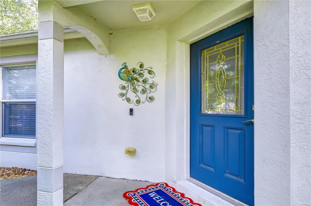 6010 Skylarkcrest Drive Lithia FL 33547