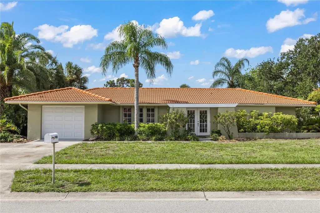 7411 Dickens Drive Sarasota FL 34231