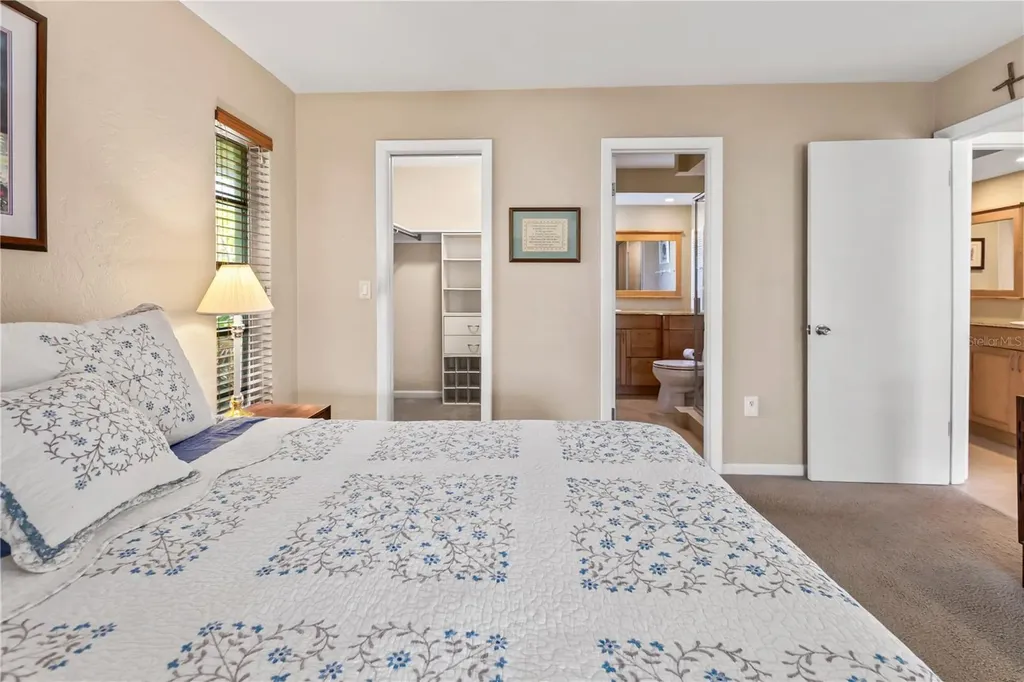 7411 Dickens Drive Sarasota FL 34231