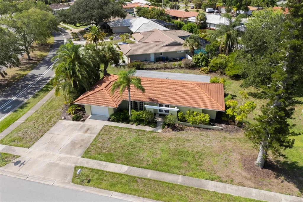 7411 Dickens Drive Sarasota FL 34231