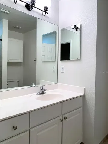 5208 Hampton Beach Place Tampa FL 33609