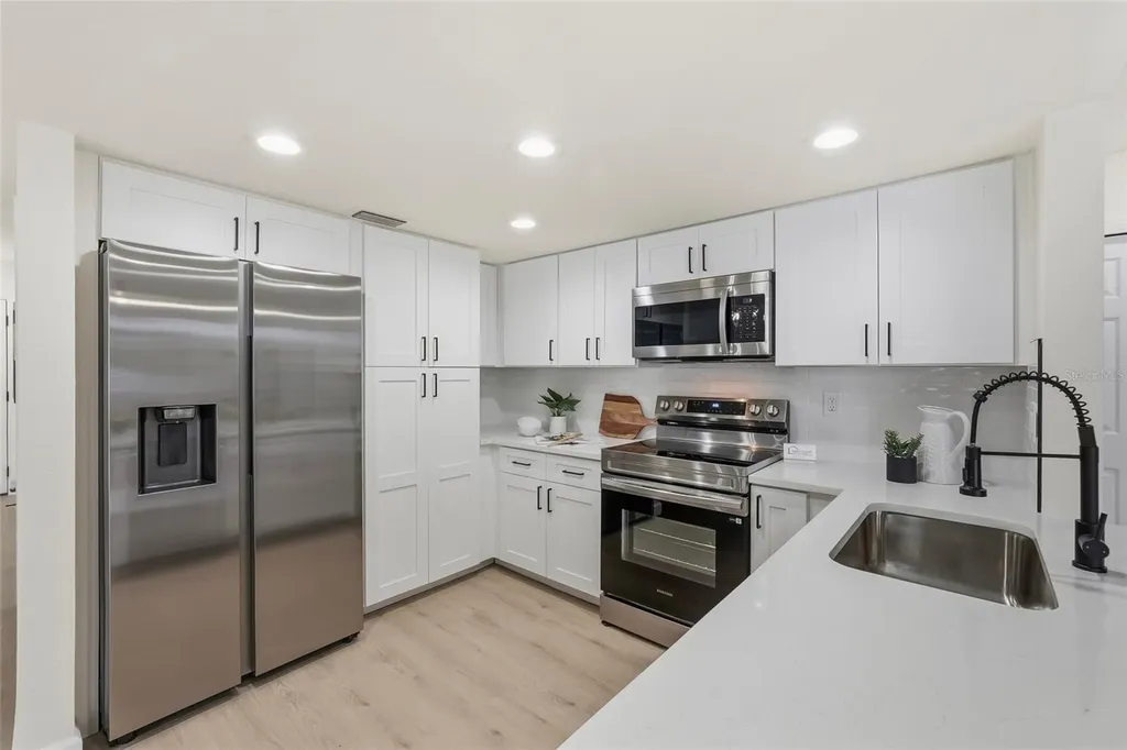 60 Durham Court Palm Harbor FL 34683