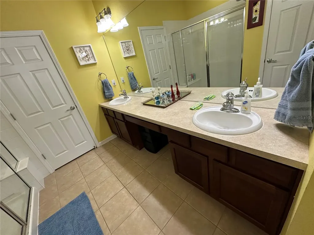 2146 River Turia Circle Riverview FL 33578
