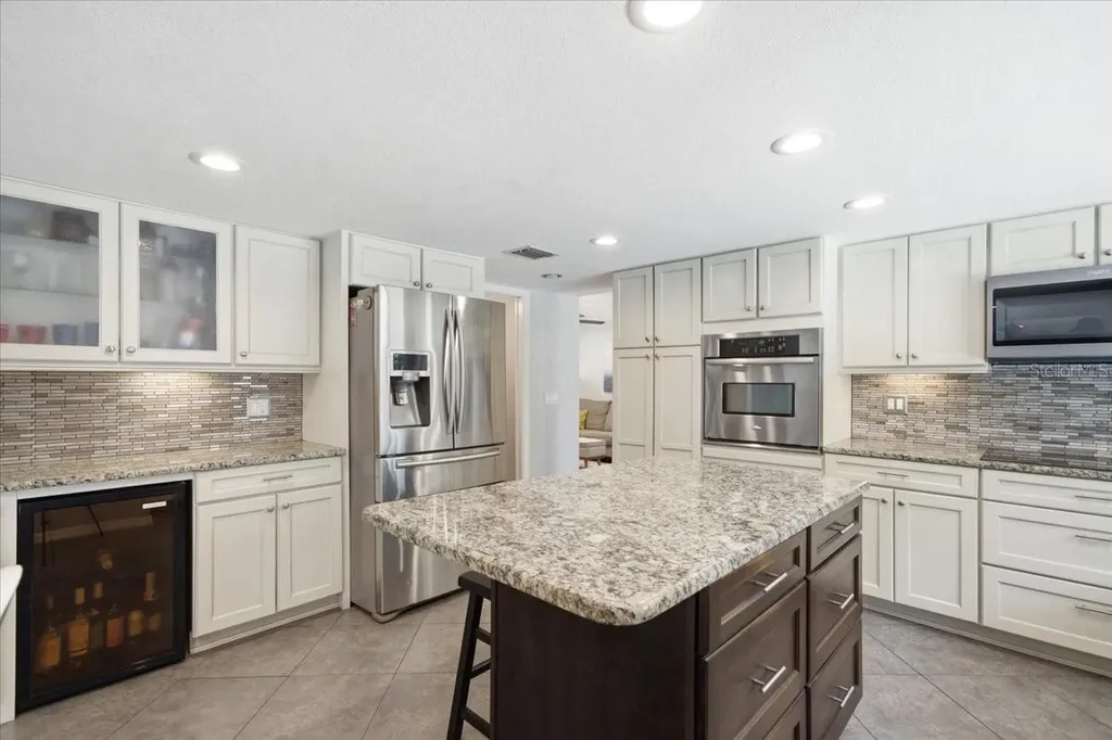 13101 Burnes Lake Drive Tampa FL 33612