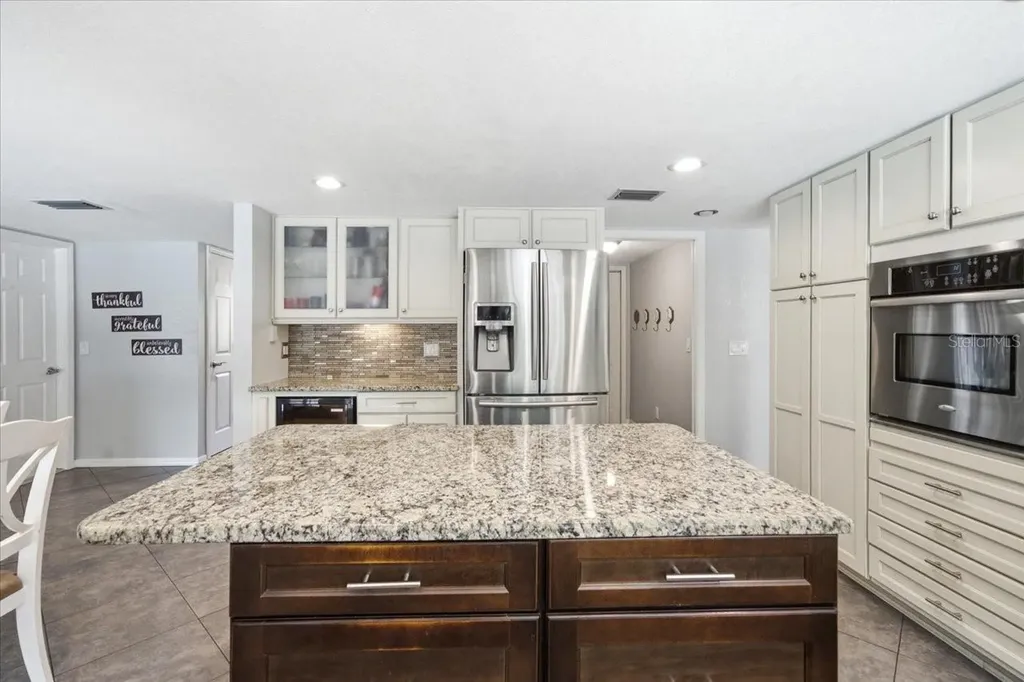 13101 Burnes Lake Drive Tampa FL 33612