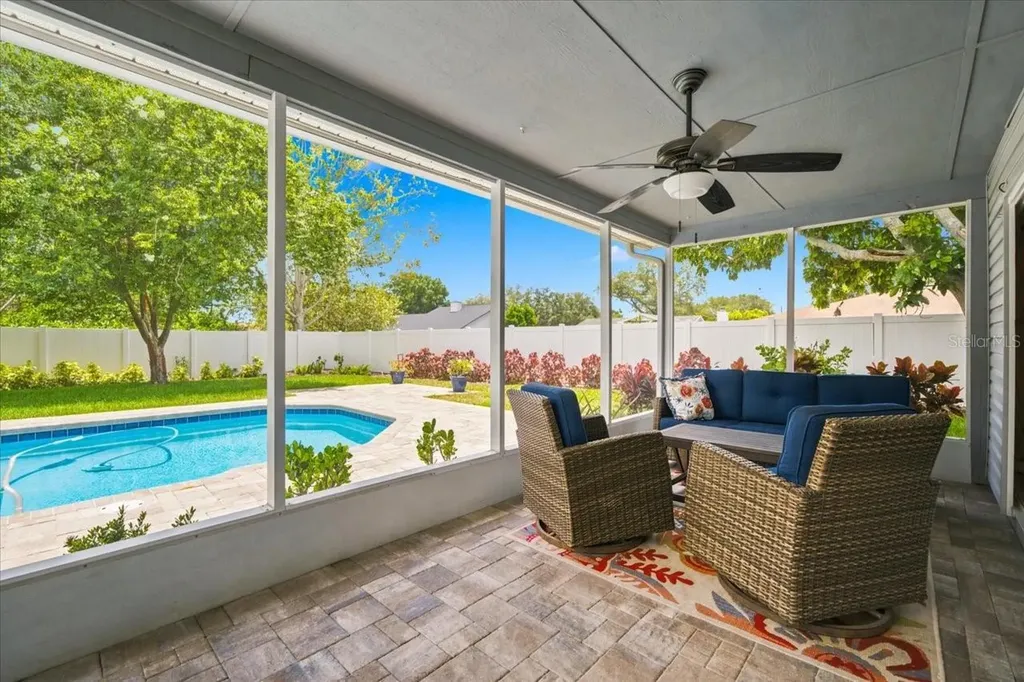 13101 Burnes Lake Drive Tampa FL 33612