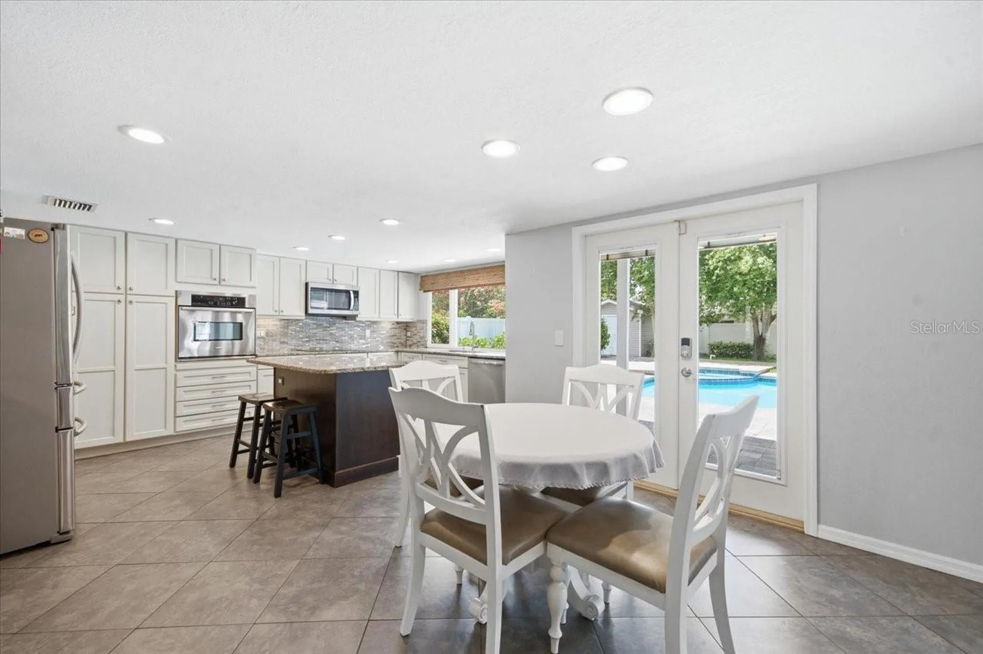 13101 Burnes Lake Drive Tampa FL 33612