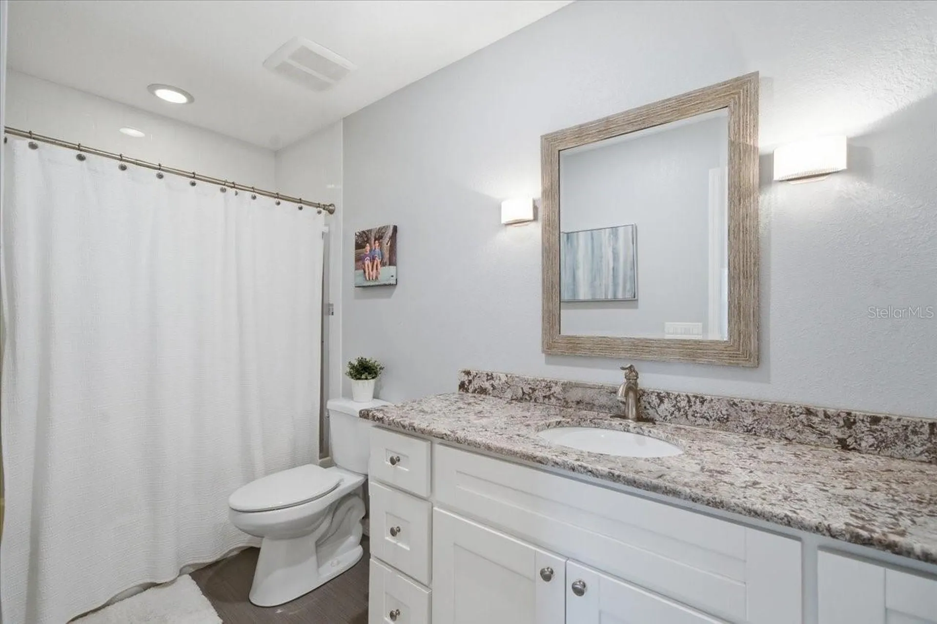 13101 Burnes Lake Drive Tampa FL 33612
