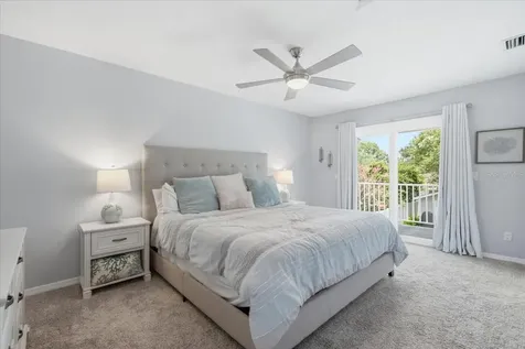 13101 Burnes Lake Drive Tampa FL 33612