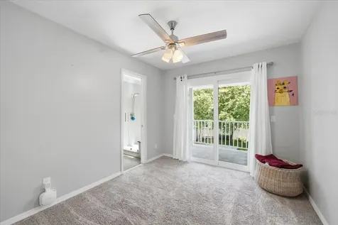 13101 Burnes Lake Drive Tampa FL 33612