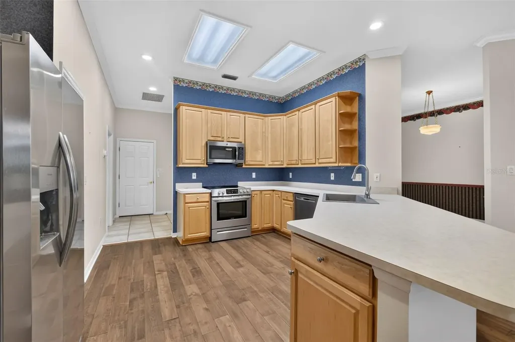 705 Hilltop Court Mount Dora FL 32757