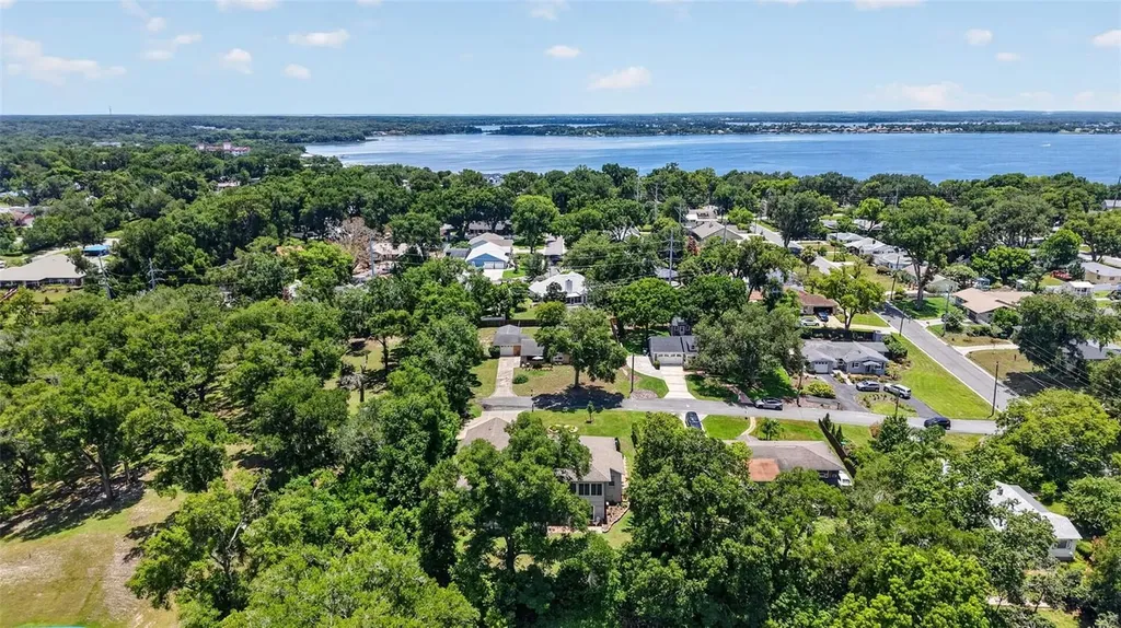 705 Hilltop Court Mount Dora FL 32757
