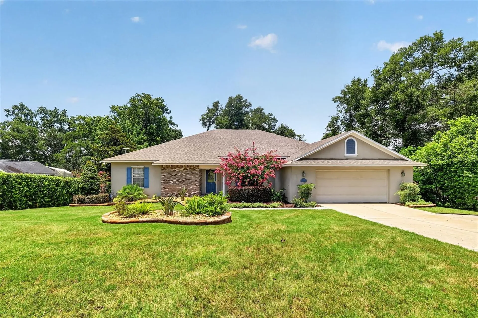 705 Hilltop Court Mount Dora FL 32757