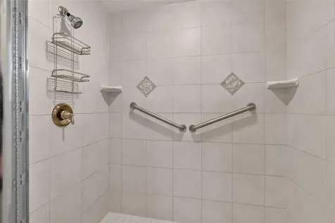 705 Hilltop Court Mount Dora FL 32757