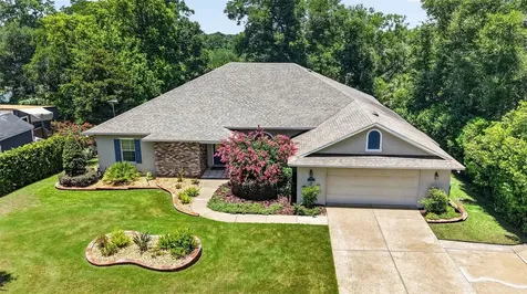705 Hilltop Court Mount Dora FL 32757
