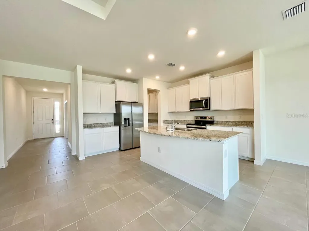 5520 Hollingworth Trail Wesley Chapel FL 33545