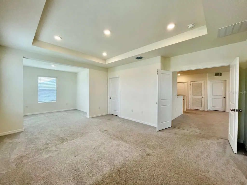 5520 Hollingworth Trail Wesley Chapel FL 33545