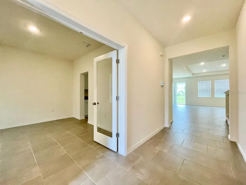 5520 Hollingworth Trail Wesley Chapel FL 33545