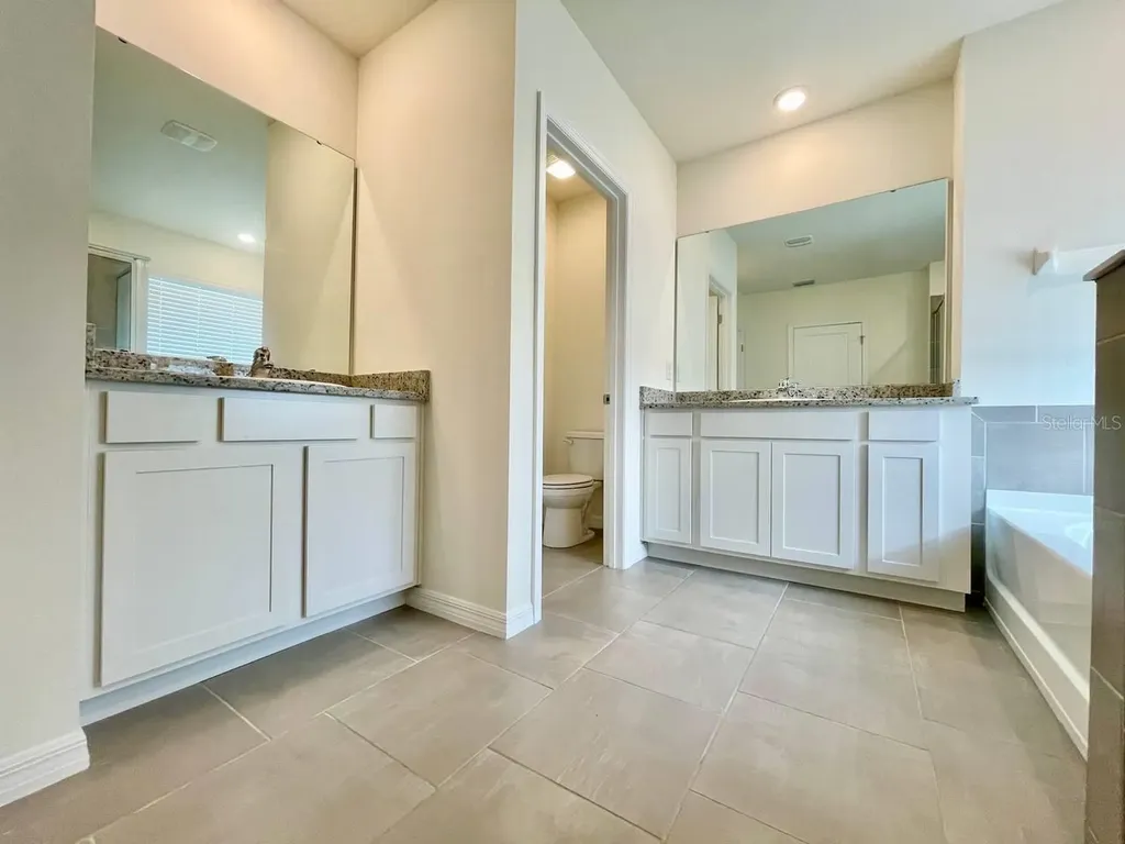 5520 Hollingworth Trail Wesley Chapel FL 33545