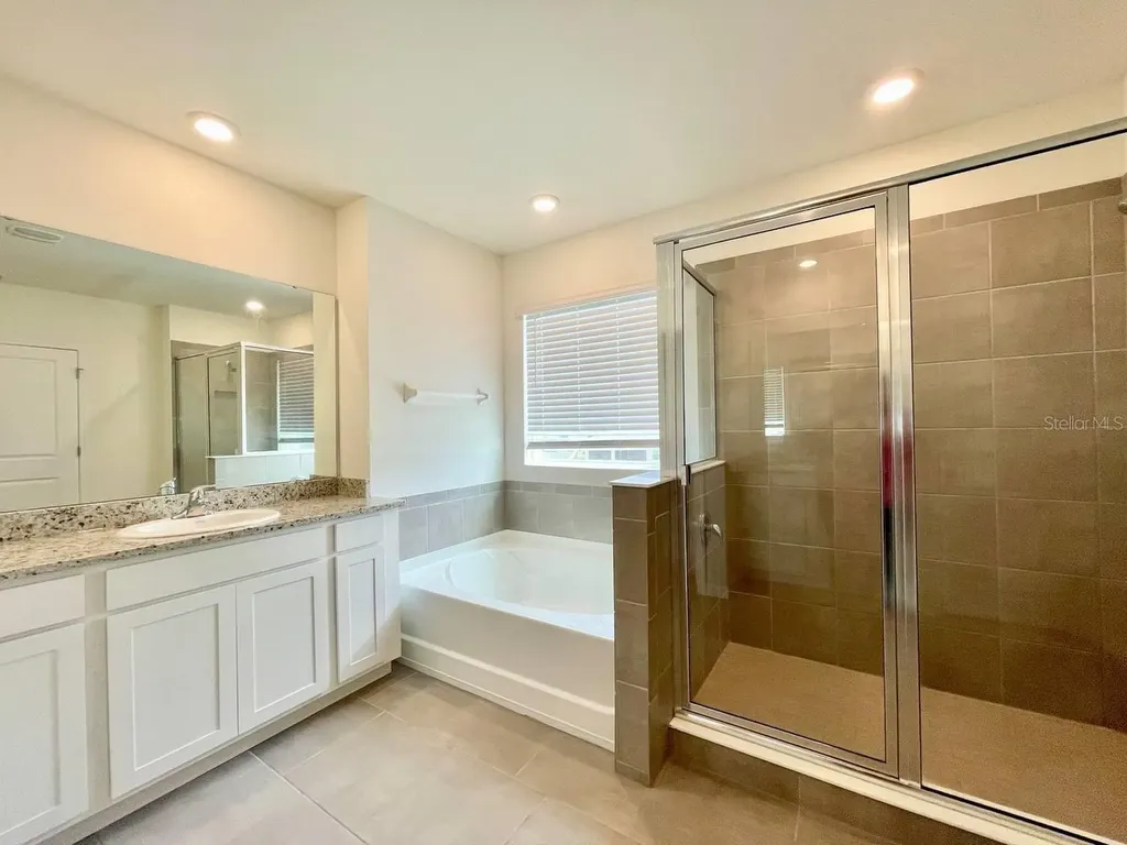 5520 Hollingworth Trail Wesley Chapel FL 33545