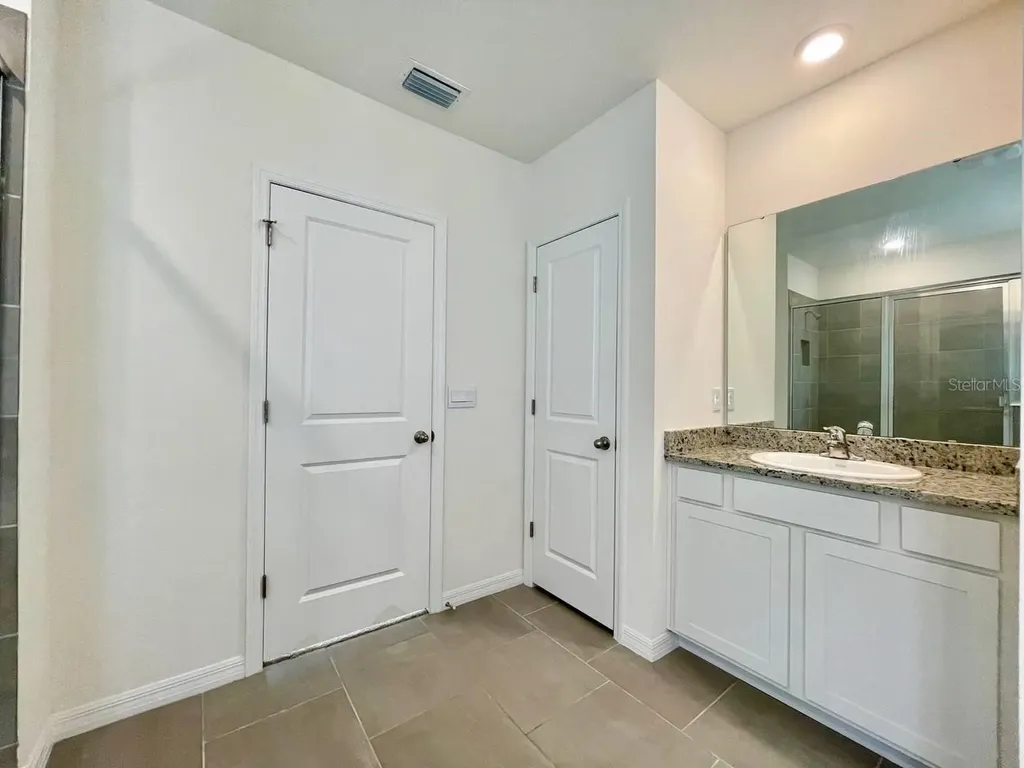 5520 Hollingworth Trail Wesley Chapel FL 33545