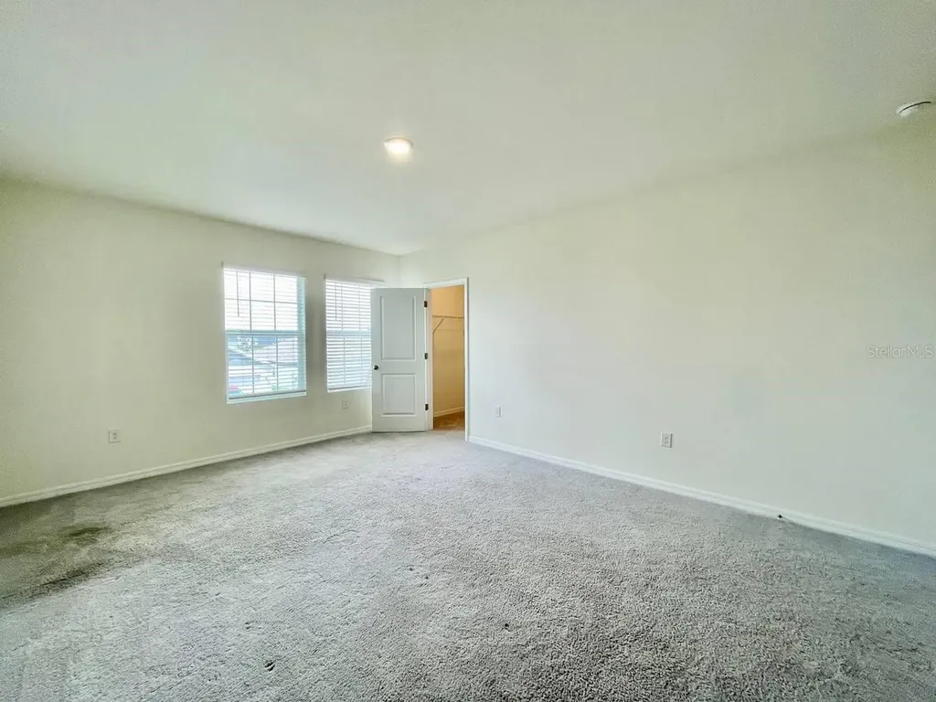 5520 Hollingworth Trail Wesley Chapel FL 33545