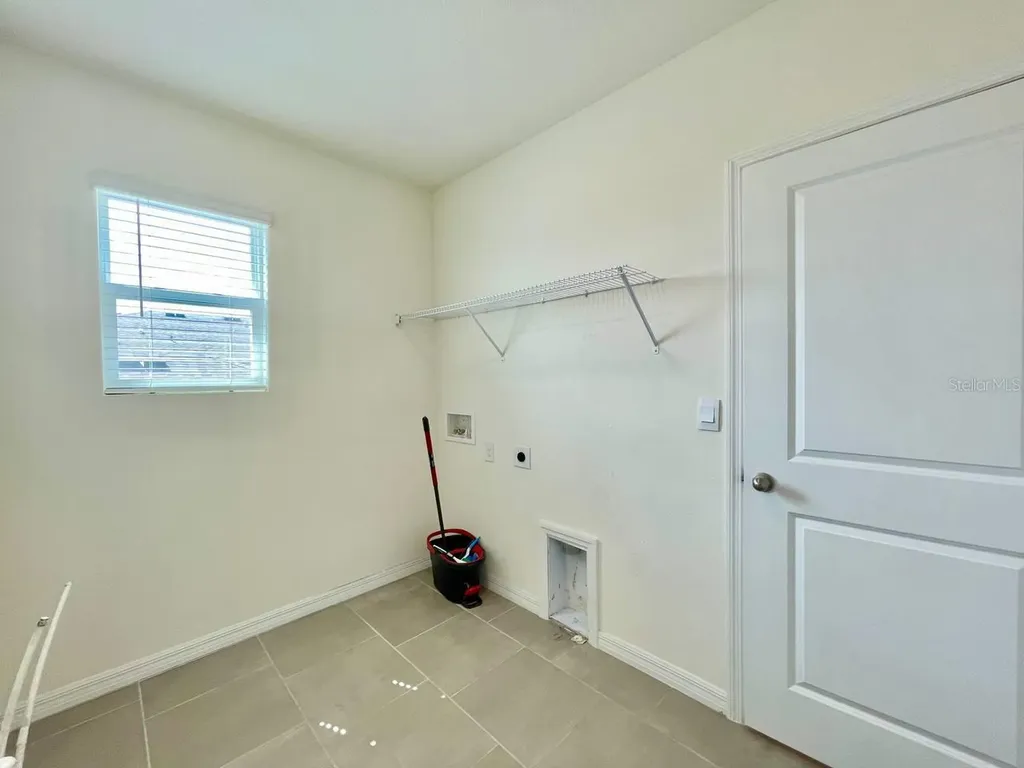5520 Hollingworth Trail Wesley Chapel FL 33545