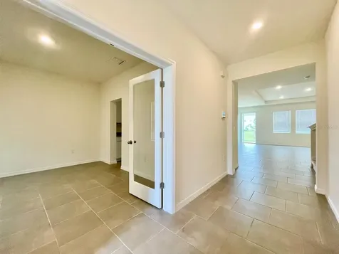 5520 Hollingworth Trail Wesley Chapel FL 33545
