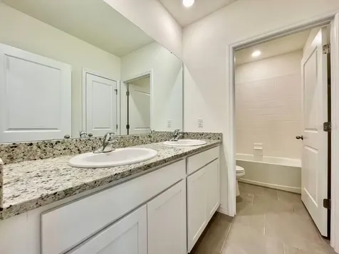 5520 Hollingworth Trail Wesley Chapel FL 33545