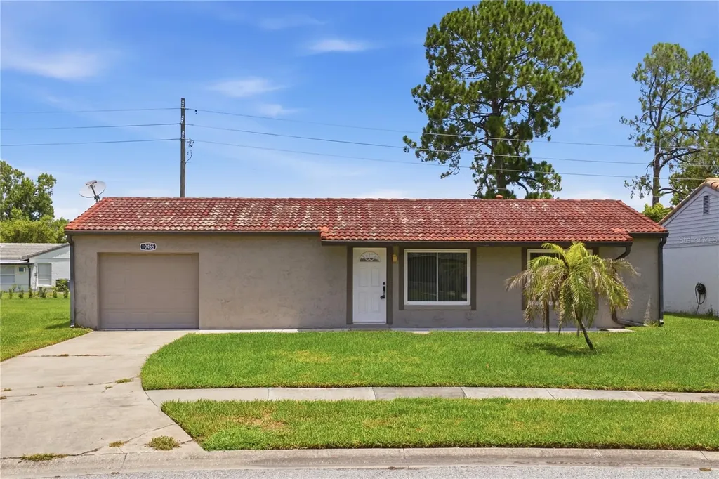 10455 Manassas Circle Orlando FL 32821