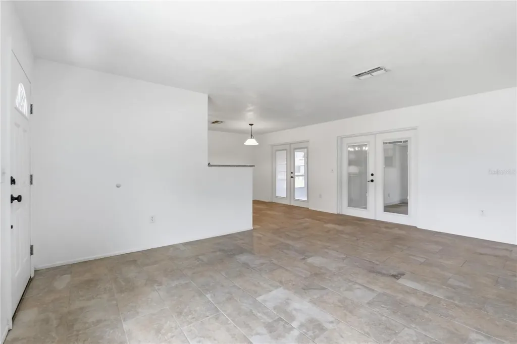 10455 Manassas Circle Orlando FL 32821