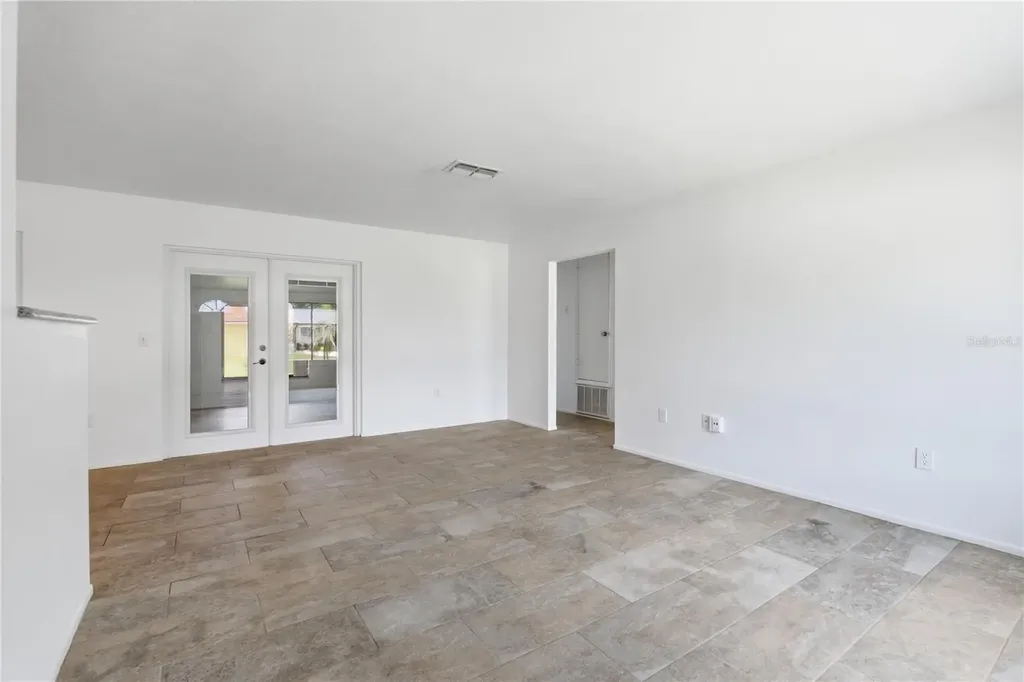 10455 Manassas Circle Orlando FL 32821