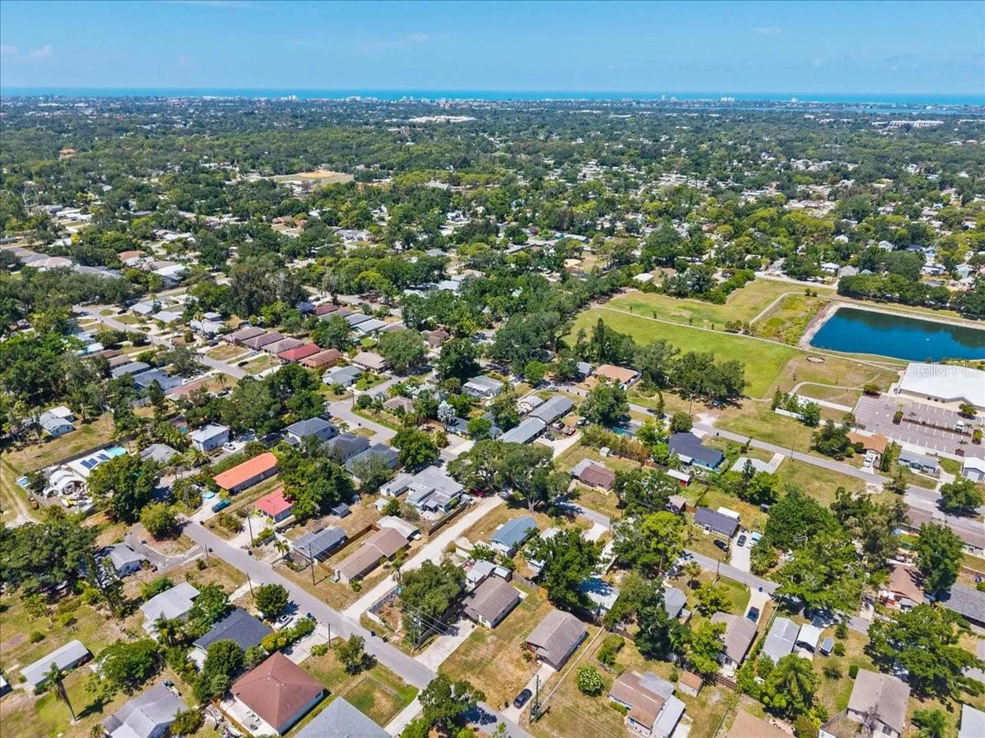 4050 Rockefeller Avenue Sarasota FL 34231
