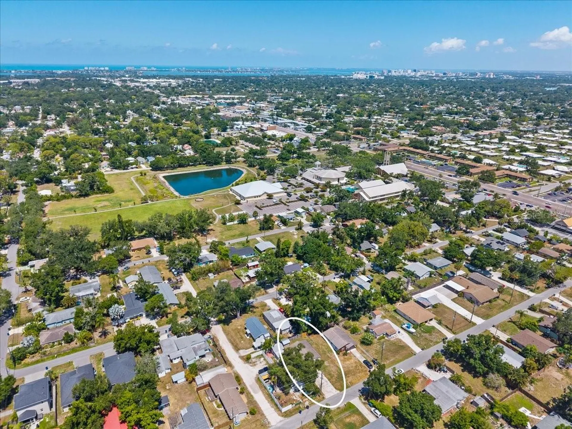 4050 Rockefeller Avenue Sarasota FL 34231