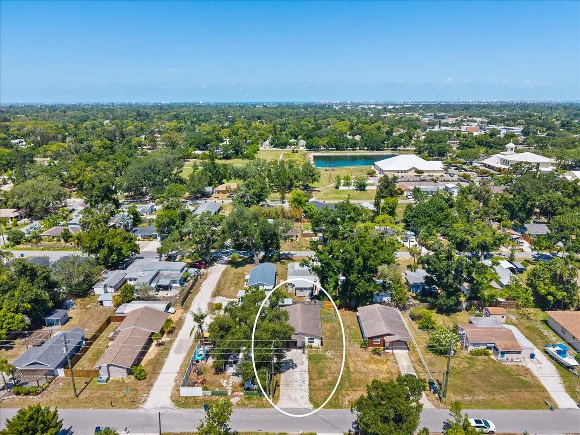 4050 Rockefeller Avenue Sarasota FL 34231