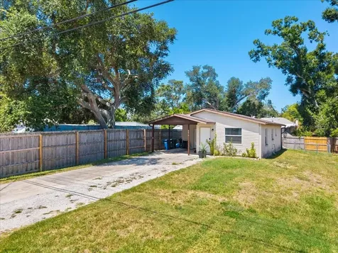 4050 Rockefeller Avenue Sarasota FL 34231