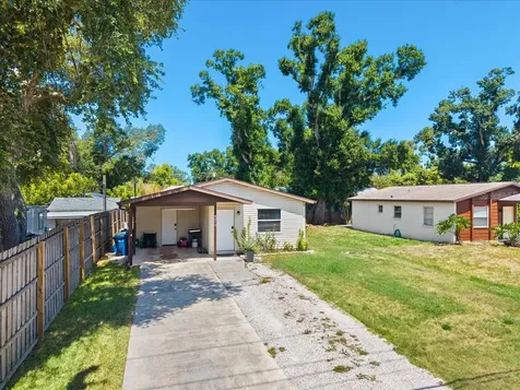 4050 Rockefeller Avenue Sarasota FL 34231