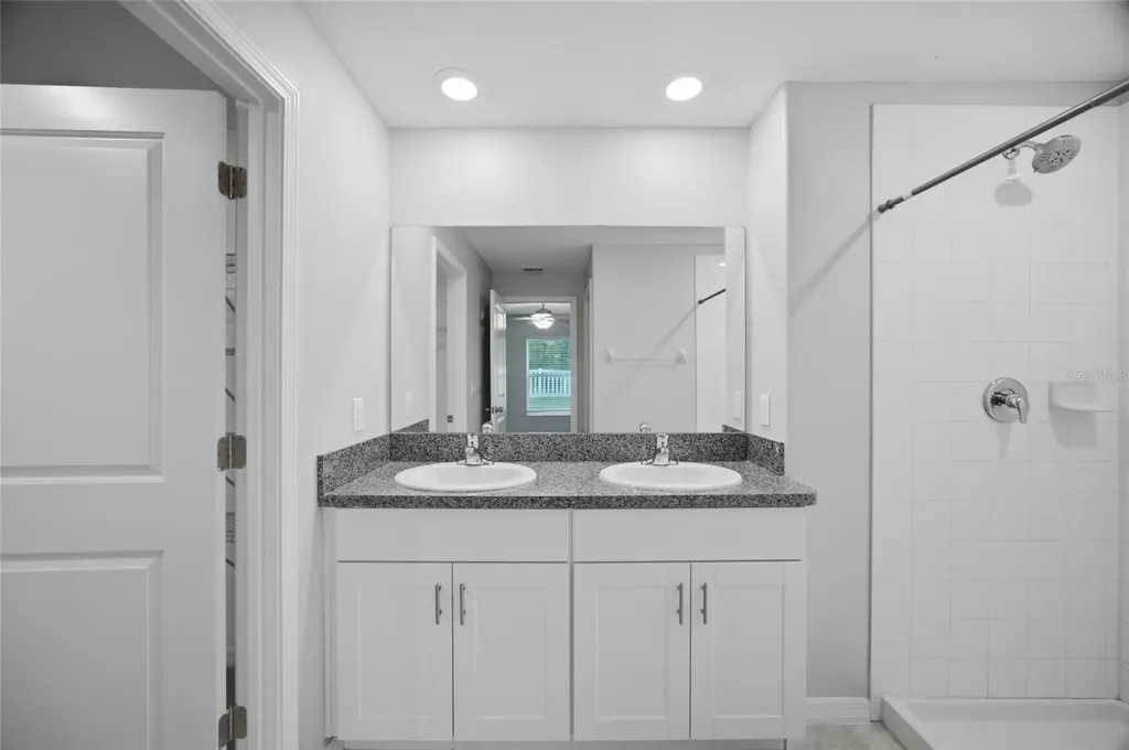 13351 Willow Bluestar Loop Riverview FL 33579