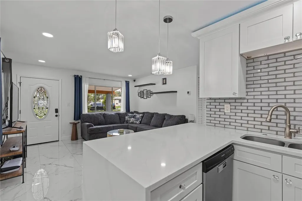 9581 49th Way N Pinellas Park FL 33782