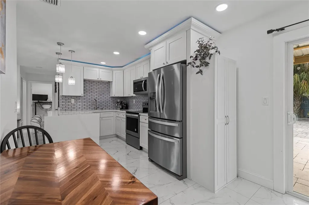 9581 49th Way N Pinellas Park FL 33782