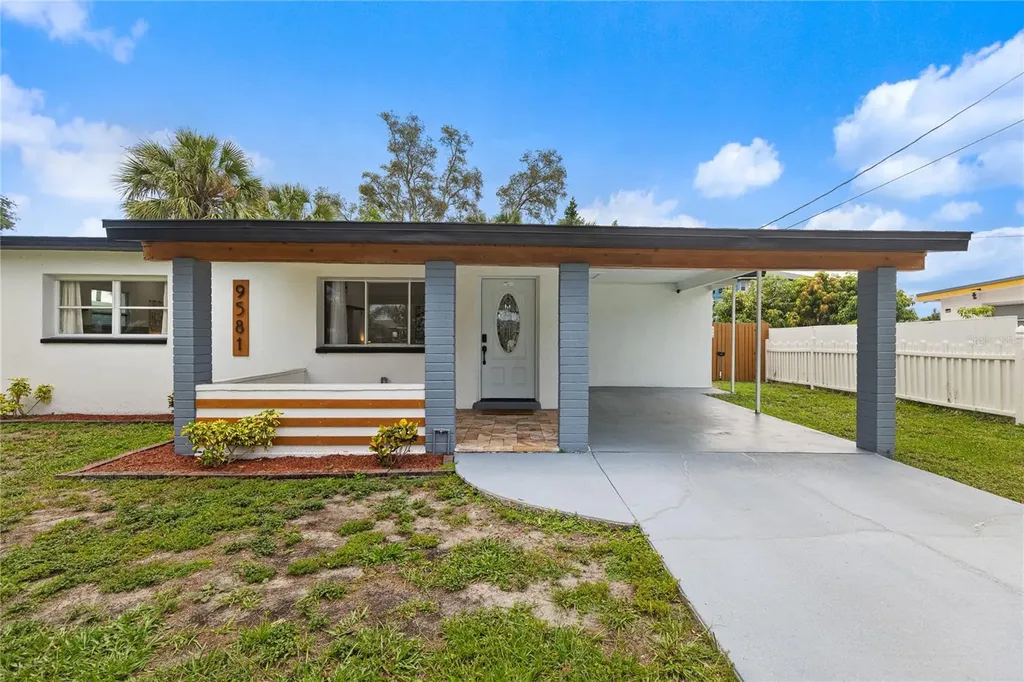 9581 49th Way N Pinellas Park FL 33782