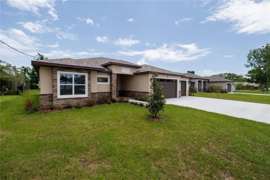 19 Francis Lane Palm Coast FL 32137