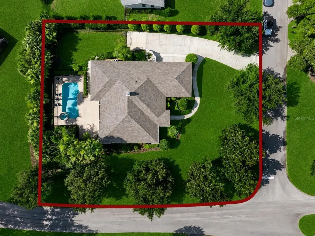 1215 Gray Court Eustis FL 32726