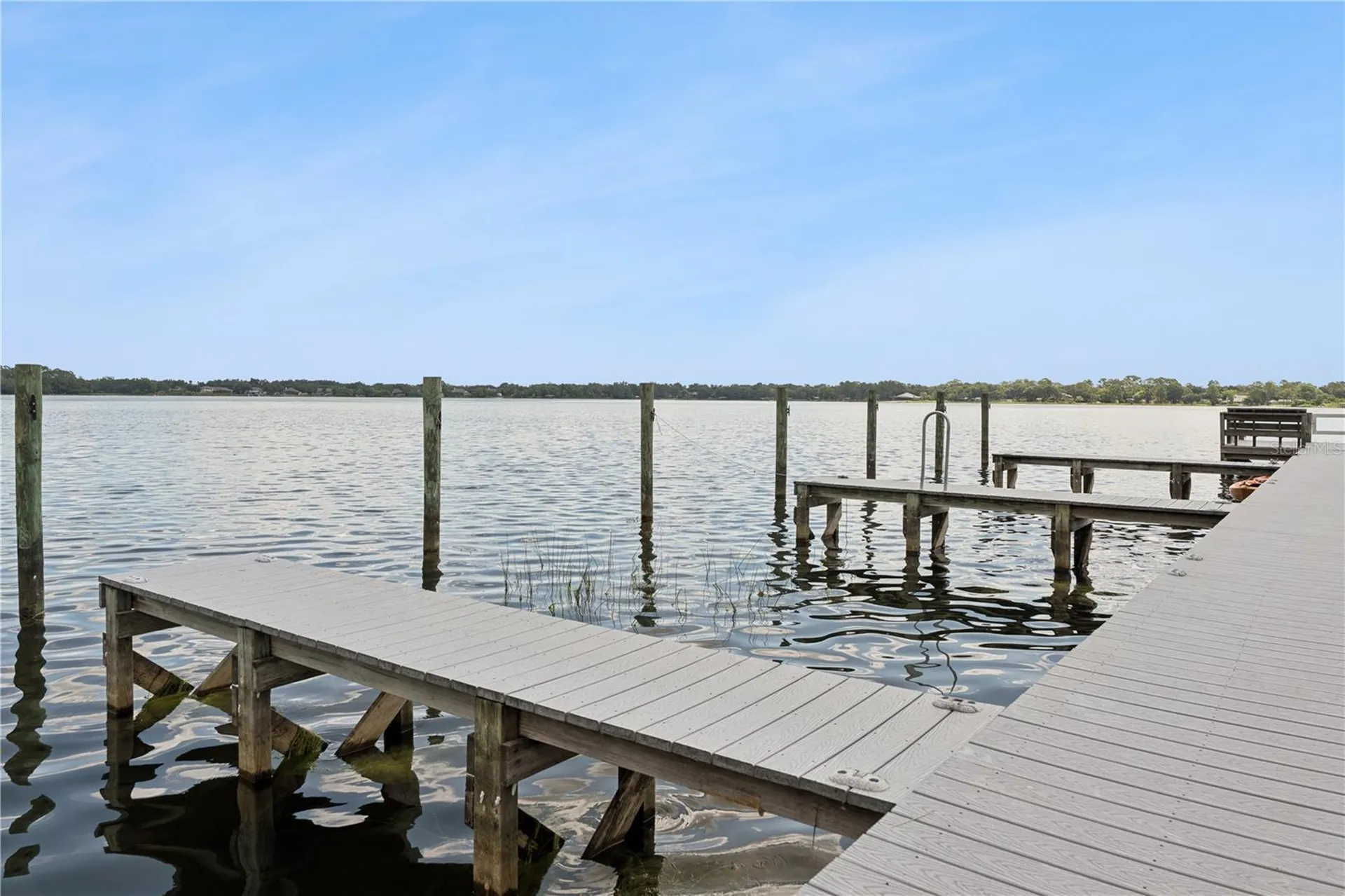 1215 Gray Court Eustis FL 32726