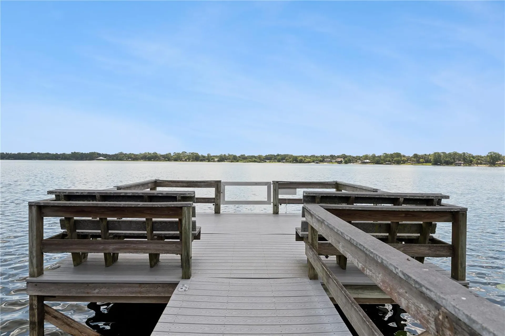 1215 Gray Court Eustis FL 32726