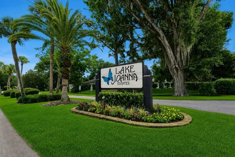 1215 Gray Court Eustis FL 32726