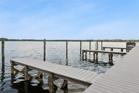 1215 Gray Court Eustis FL 32726