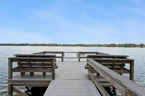 1215 Gray Court Eustis FL 32726